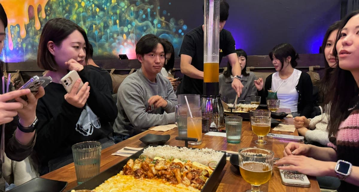 韓国料理屋でご飯